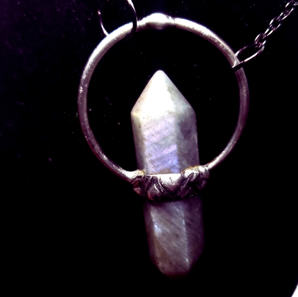 Labradorite crystal necklace - Picture 11 of 15